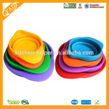 Eco-friendly Food Grade Heat Resistant Stackable Novelty Non-stick Collapsible Foldable Embossed Silicone Measuring Cup